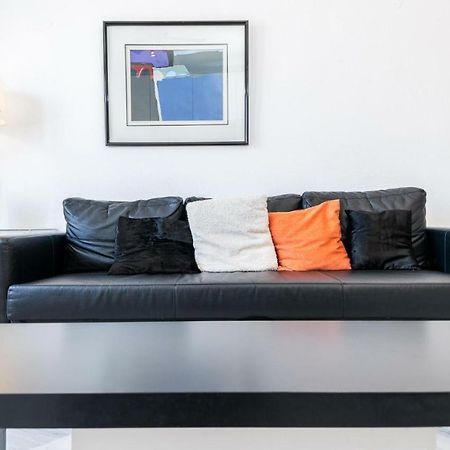 Lovely Suite With River Views And Parking Малага Екстериор снимка