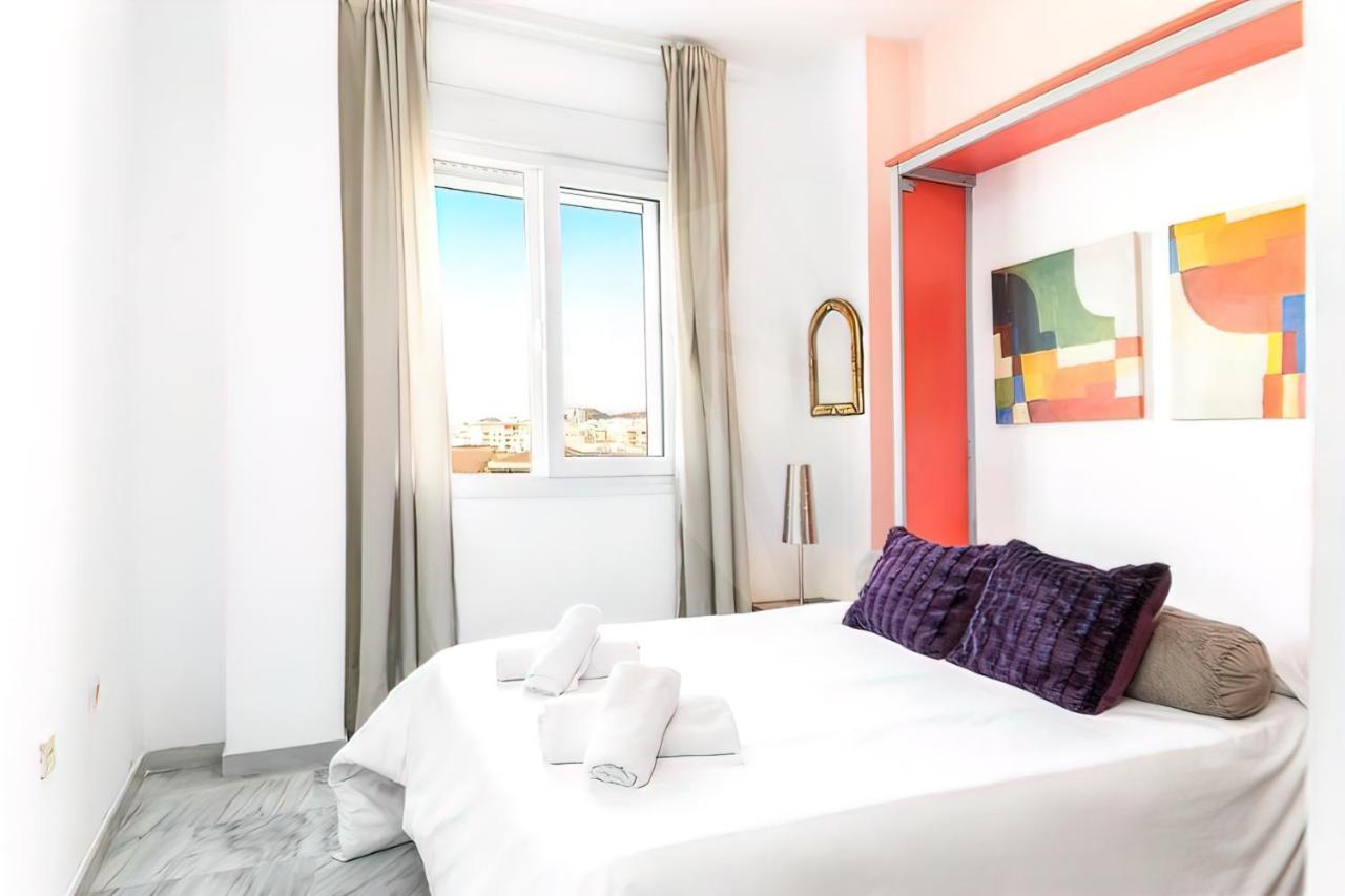 Lovely Suite With River Views And Parking Малага Екстериор снимка